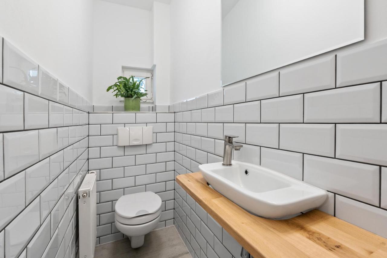 The Tieckstr Loft For Up To 7 People With 2 Bathrooms Берлин Экстерьер фото